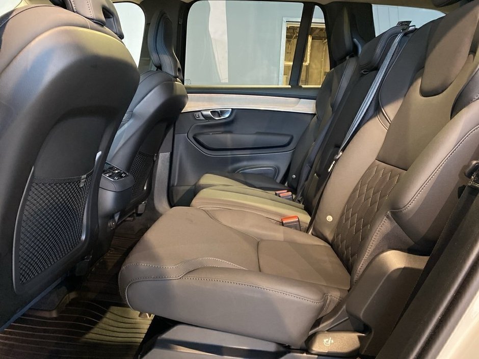 2025 Volvo XC90 2025.5 B6 AWD Core Bright Theme 7-Seater-17