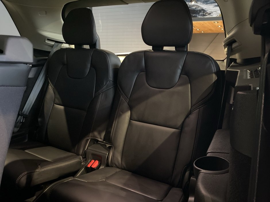 2025 Volvo XC90 2025.5 B6 AWD Ultra Bright Theme 7-Seater-19