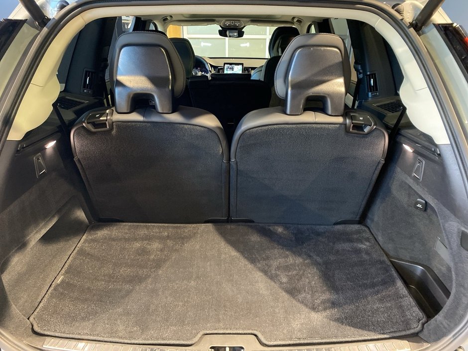 2025 Volvo XC90 2025.5 B6 AWD Ultra Bright Theme 7-Seater-20