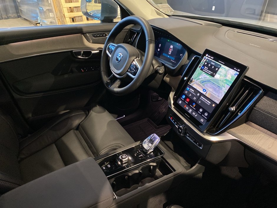 2025 Volvo XC90 2025.5 B6 AWD Ultra Bright Theme 7-Seater-25