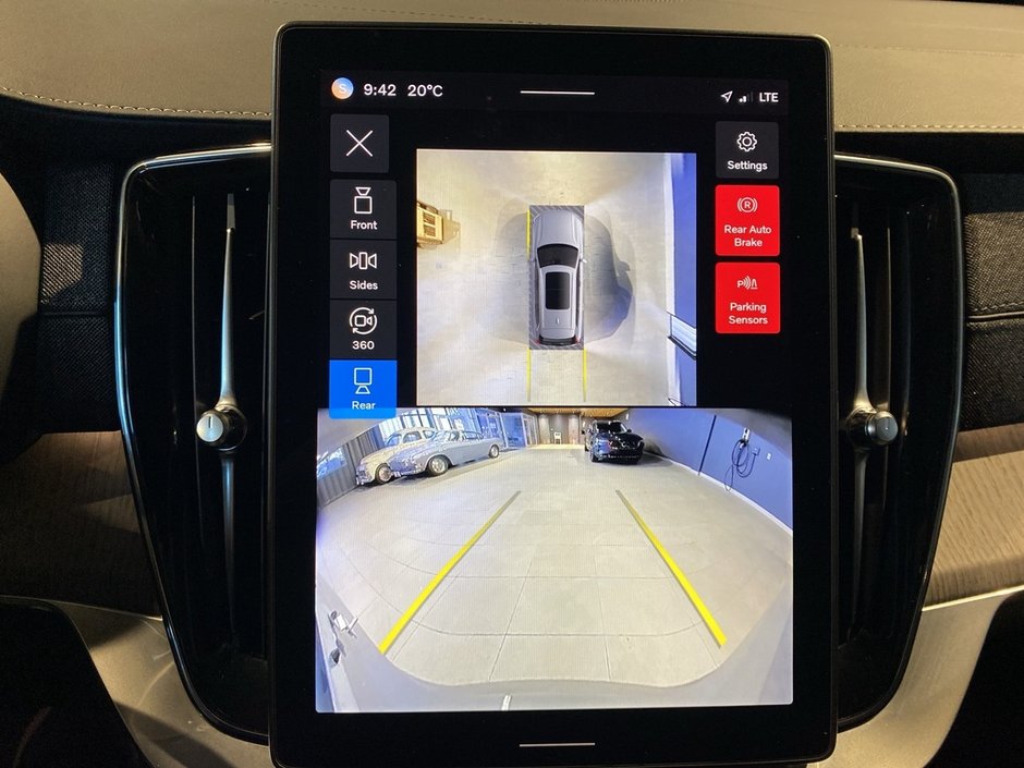 2025 Volvo XC90 2025.5 B6 AWD Ultra Bright Theme 7-Seater-16