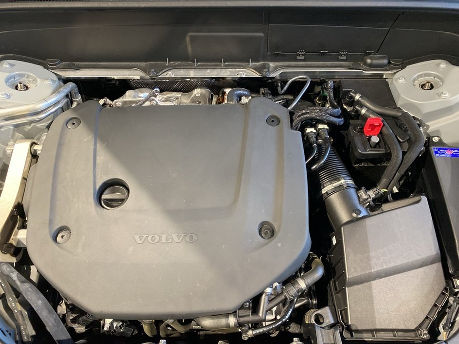 2025 Volvo XC90 2025.5 B6 AWD Ultra Bright Theme 7-Seater-27