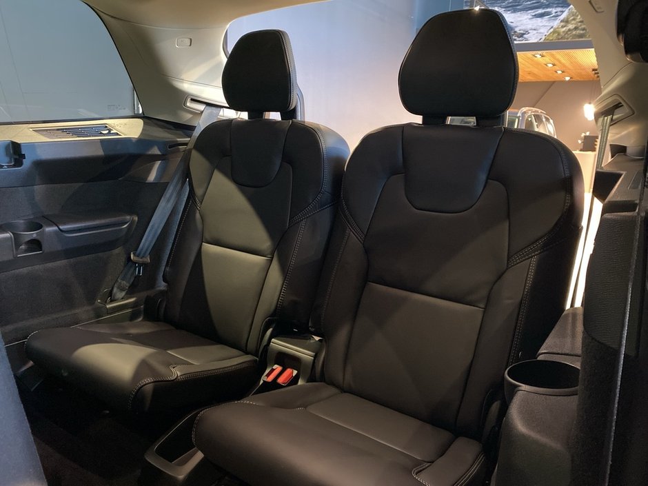2025 Volvo XC90 2025.5 B6 AWD Ultra Bright Theme 7-Seater-19