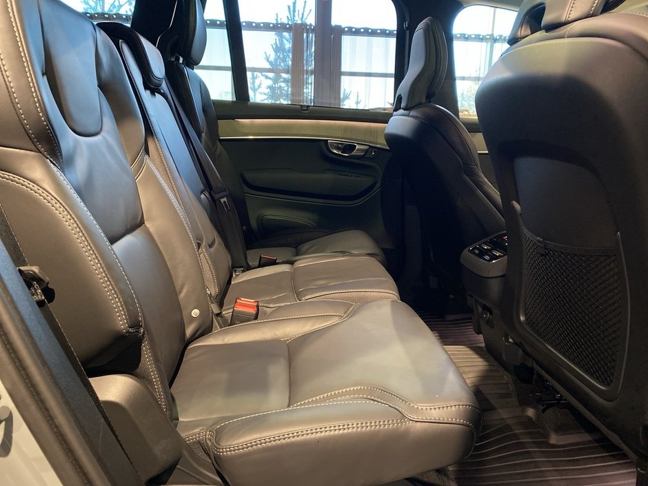 2025 Volvo XC90 2025.5 B6 AWD Ultra Bright Theme 7-Seater-23