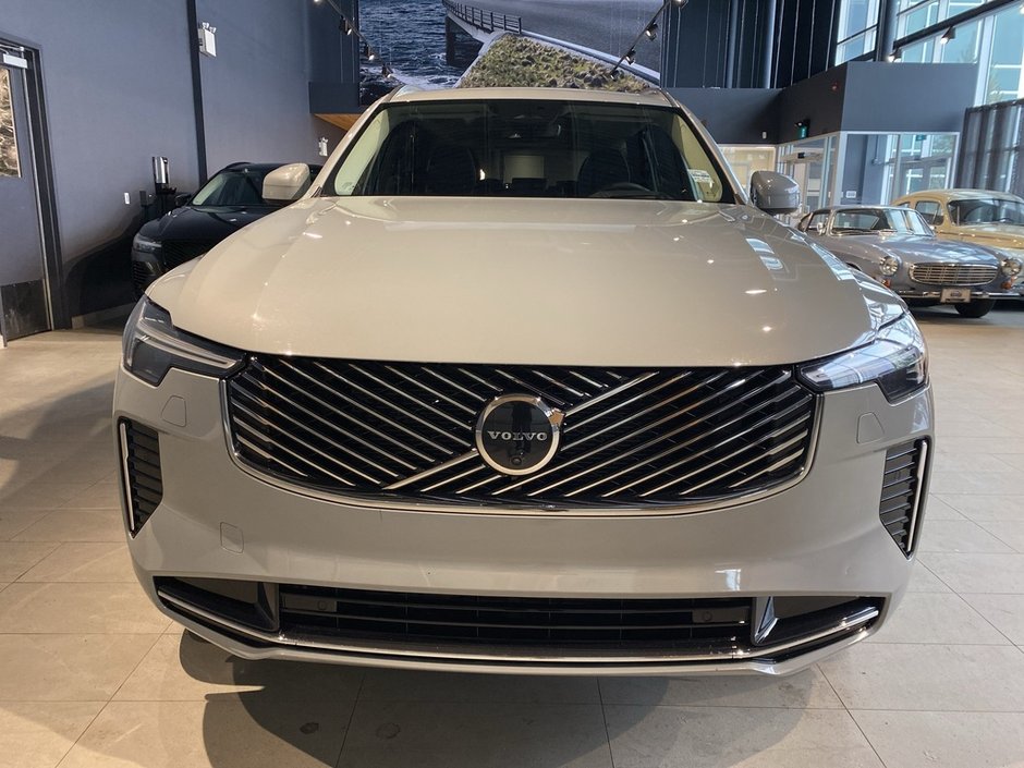 2026 Volvo XC90 B6 AWD Ultra Bright Theme 7-Seater-7