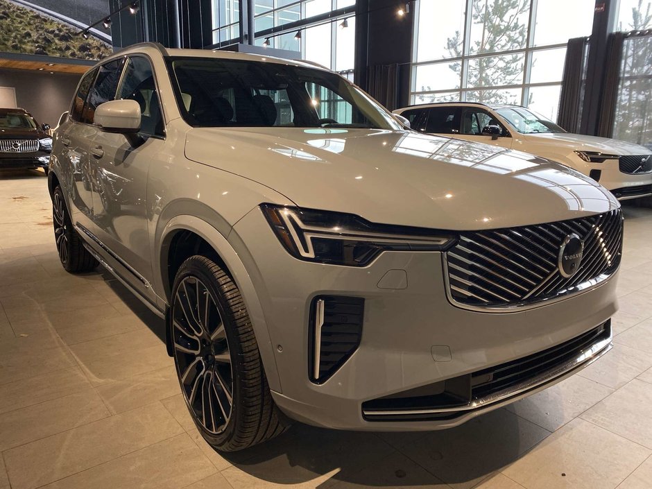 2026 Volvo XC90 B6 AWD Ultra Bright Theme 7-Seater-6