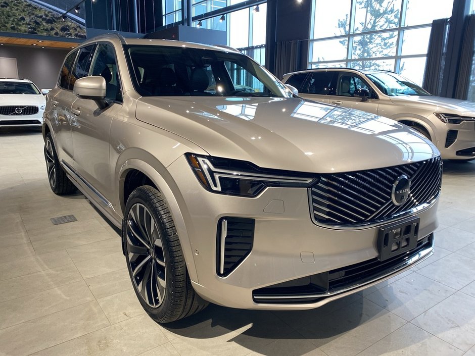 2026 Volvo XC90 B6 AWD Ultra Bright Theme 7-Seater-6