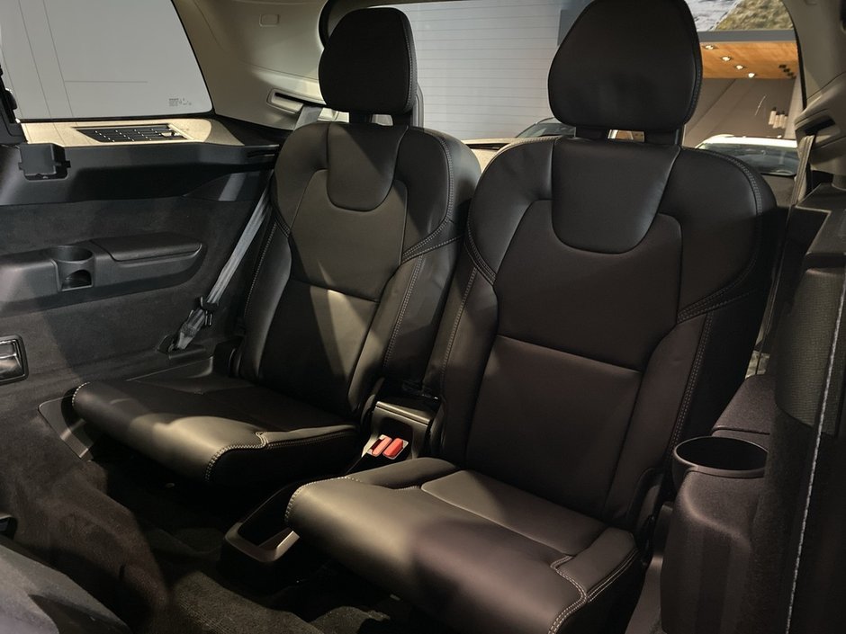 2026 Volvo XC90 B6 AWD Ultra Bright Theme 7-Seater-19