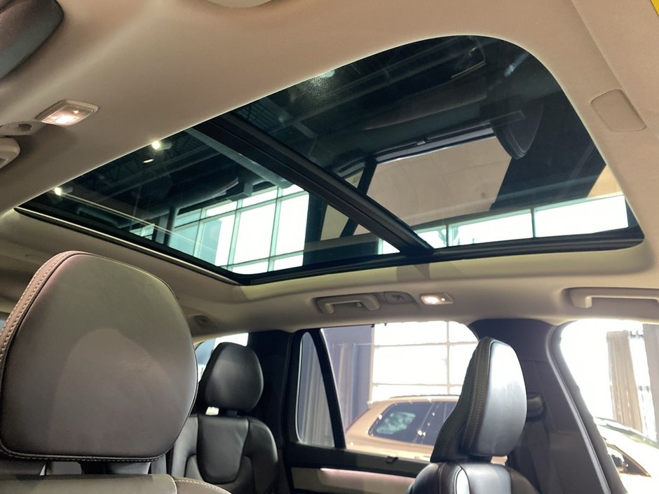 2026 Volvo XC90 B6 AWD Ultra Bright Theme 7-Seater-26