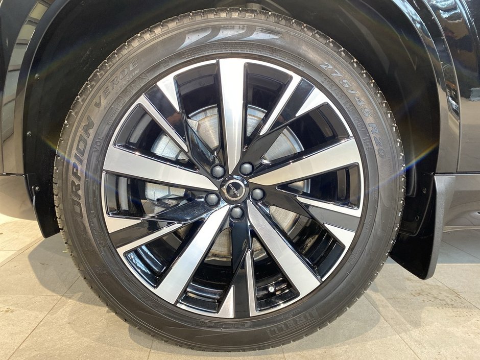 2026 Volvo XC90 B6 AWD Core Bright Theme 7-Seater-8