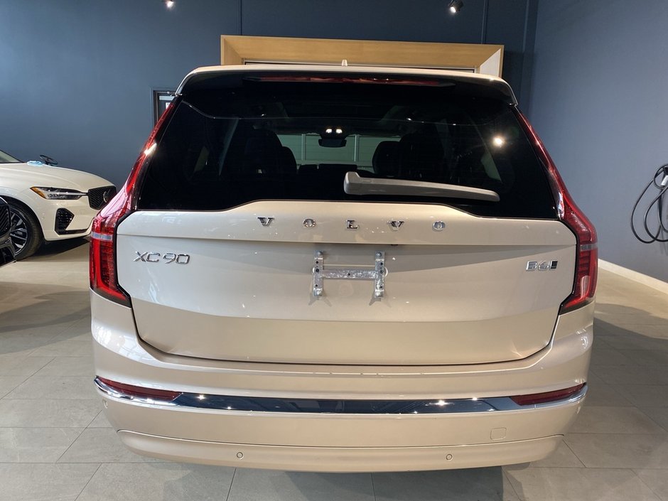 2026 Volvo XC90 B6 AWD Ultra Bright Theme 7-Seater-3