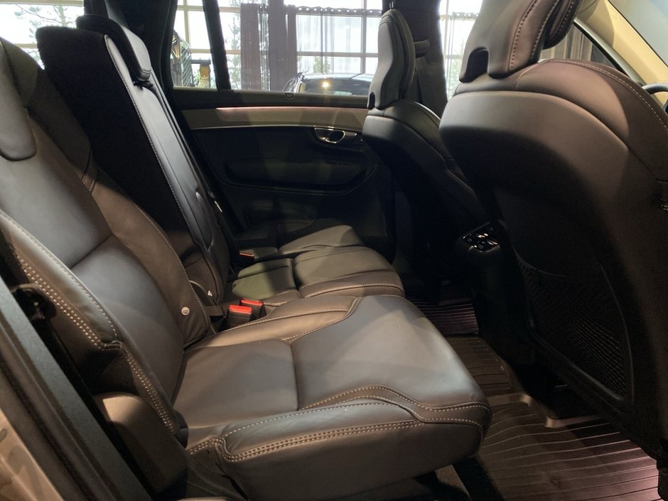 2026 Volvo XC90 B6 AWD Ultra Bright Theme 7-Seater-22