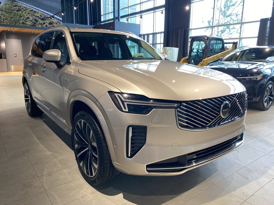 2026 Volvo XC90 B6 AWD Ultra Bright Theme 7-Seater-6