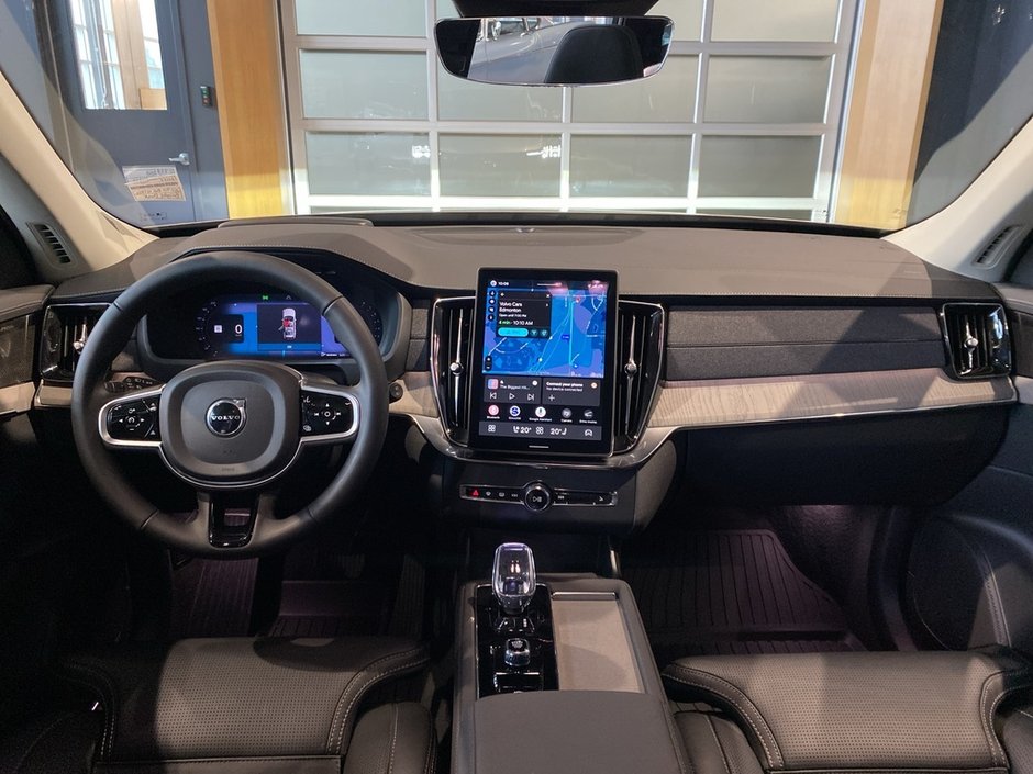 2026 Volvo XC90 B6 AWD Ultra Bright Theme 7-Seater-10