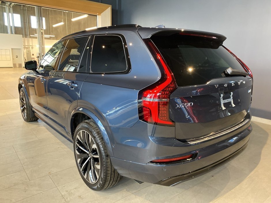 2026 Volvo XC90 B6 AWD Plus Dark Theme 7-Seater-2
