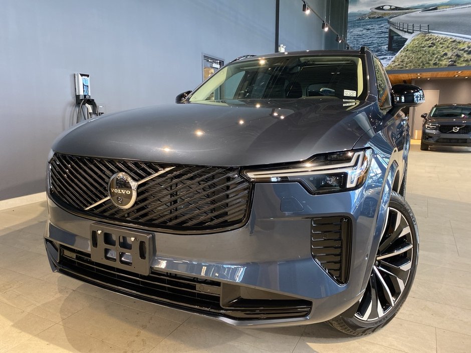2026 Volvo XC90 B6 AWD Plus Dark Theme 7-Seater-0
