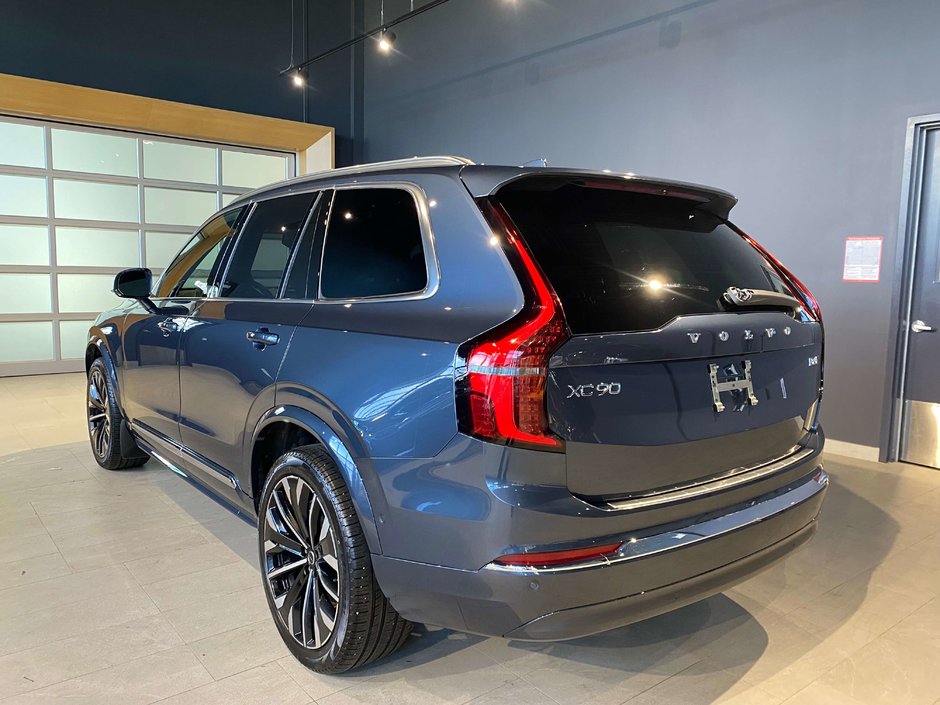 2026 Volvo XC90 B6 AWD Plus Bright Theme 7-Seater-2