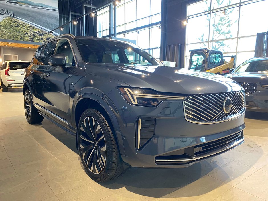 2026 Volvo XC90 B6 AWD Plus Bright Theme 7-Seater-6