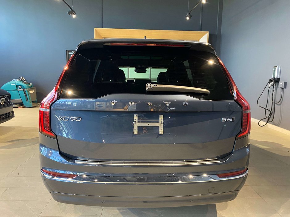 2026 Volvo XC90 B6 AWD Plus Bright Theme 7-Seater-3