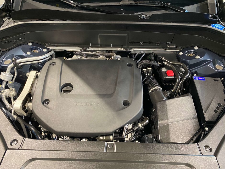 2026 Volvo XC90 B6 AWD Plus Bright Theme 7-Seater-27