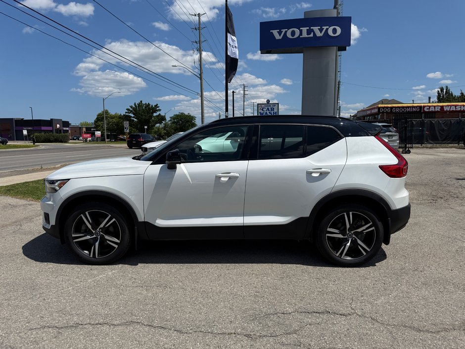 2022 Volvo XC40 R-Design-7