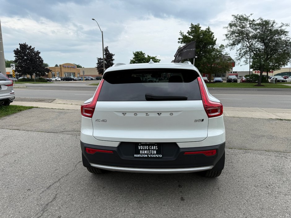 2025 Volvo XC40 Core Bright Theme-5
