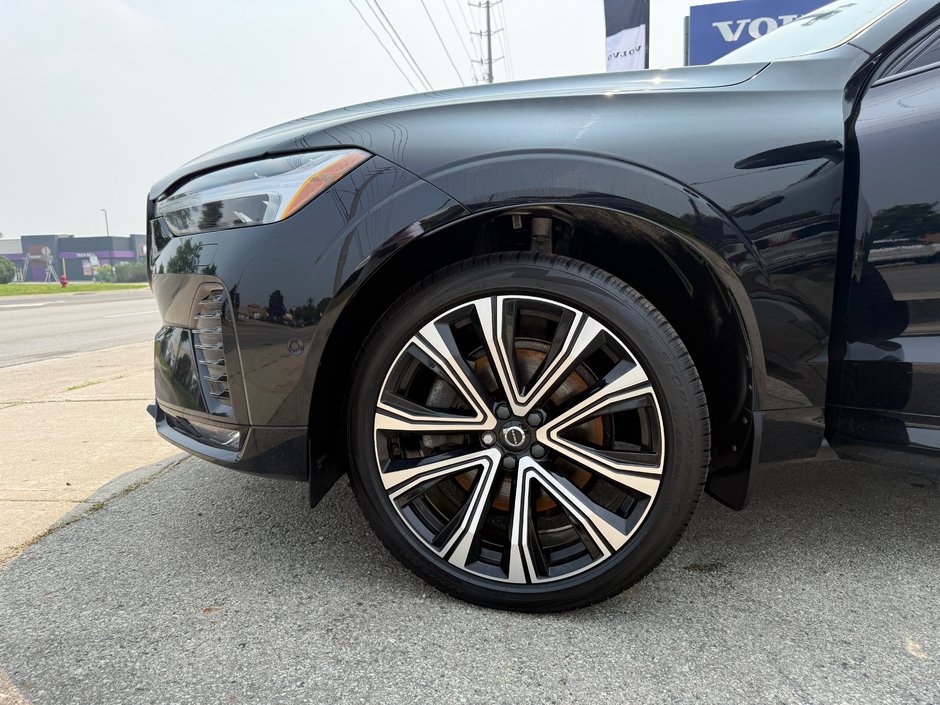 2022 Volvo XC60 R-Design-26