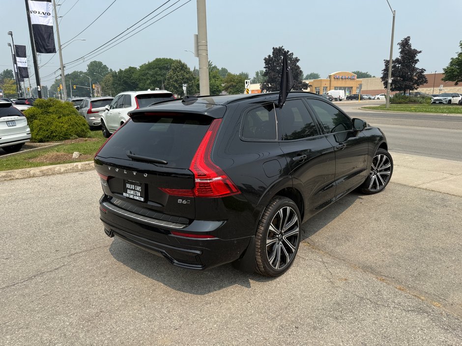 2022 Volvo XC60 R-Design-6