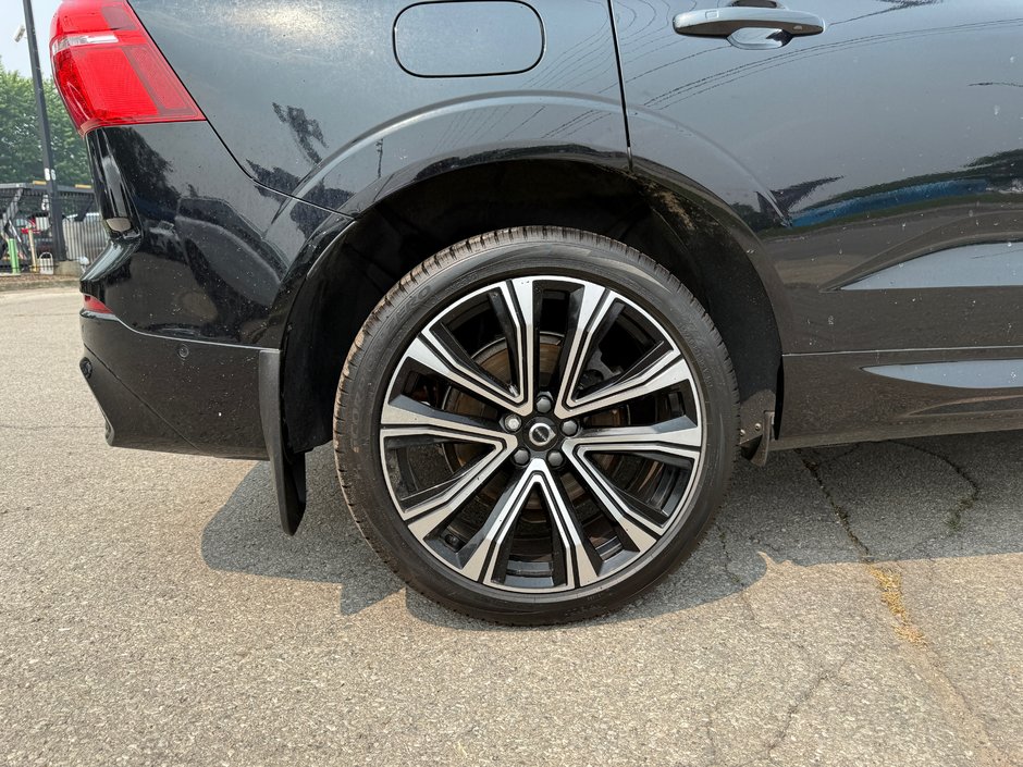 2022 Volvo XC60 R-Design-24