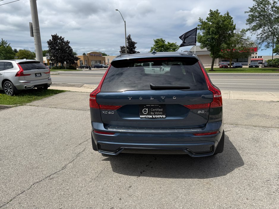 2025 Volvo XC60 Plus Dark Theme-6
