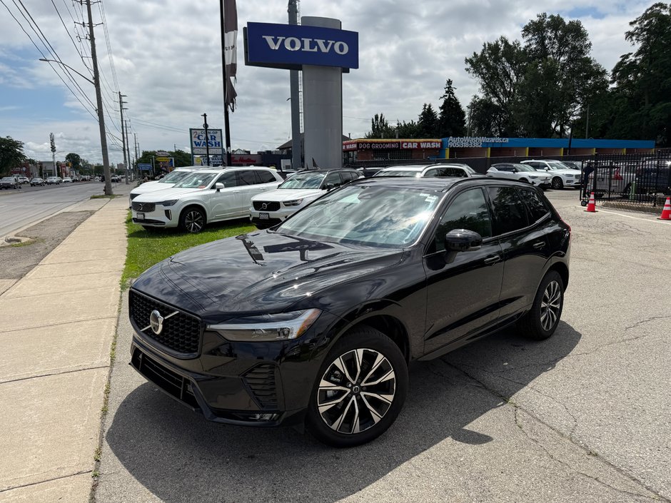 2025 Volvo XC60 Plus Dark Theme-1