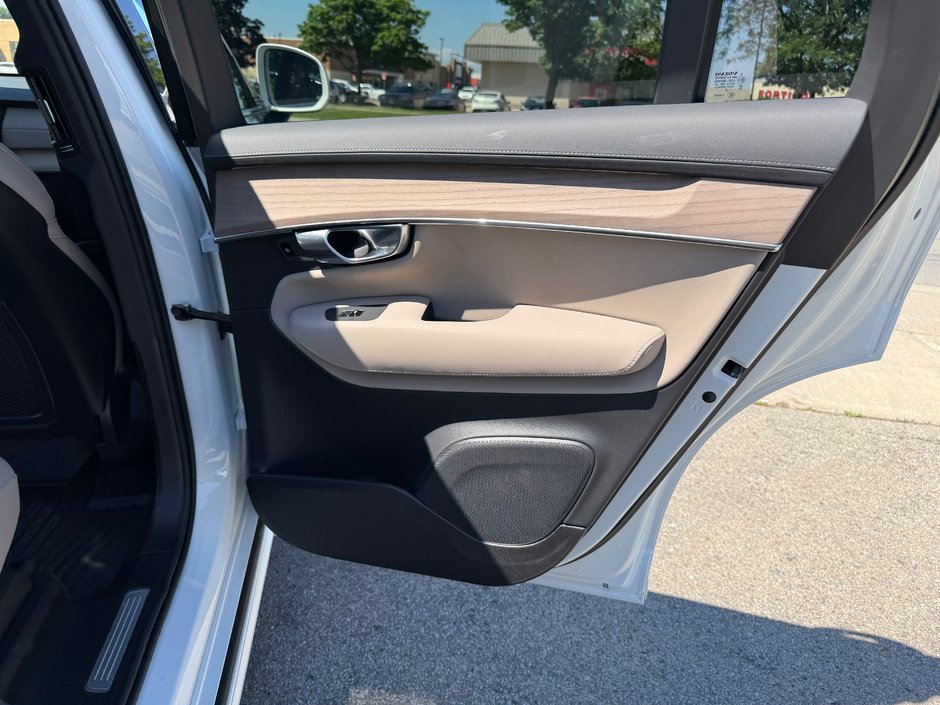 2026 Volvo XC90 Plug-In Hybrid Core Bright Theme-19