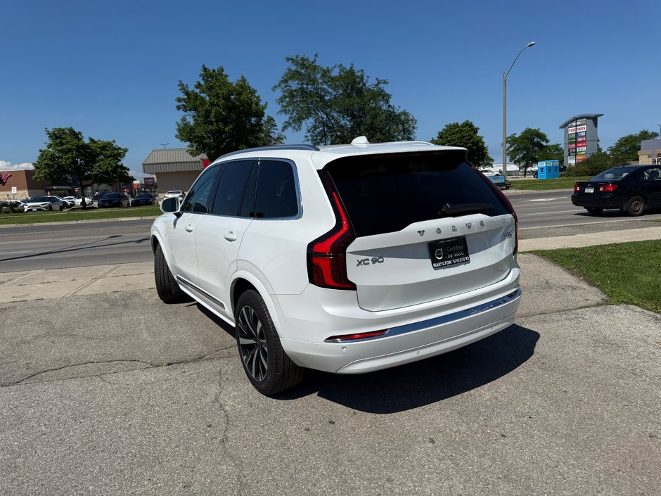 2026 Volvo XC90 Plug-In Hybrid Core Bright Theme-8