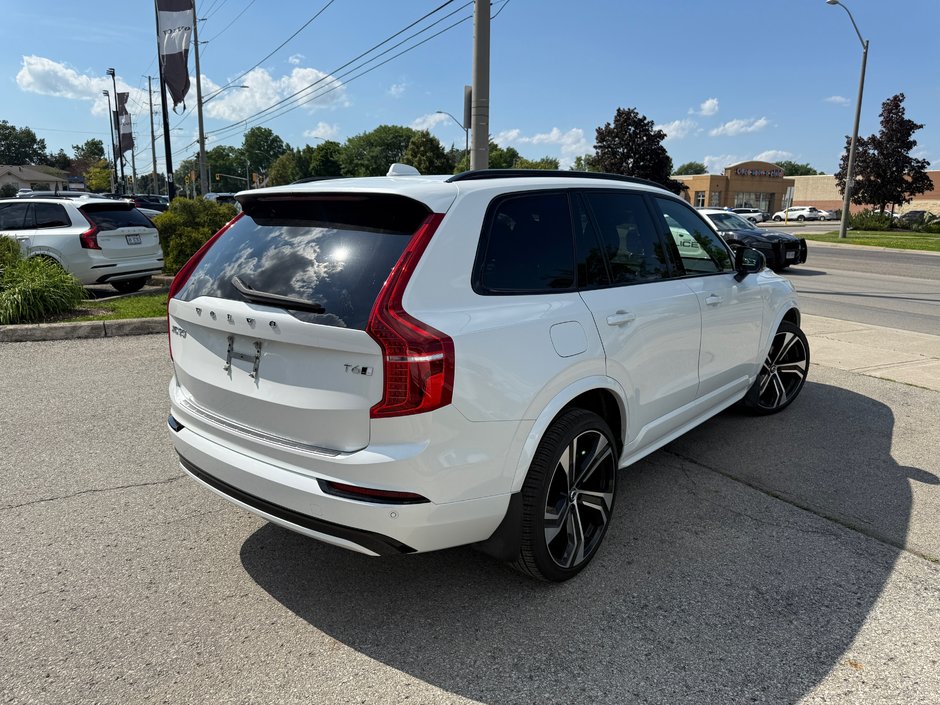 2022 Volvo XC90 R-Design-5