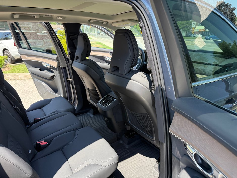 2025 Volvo XC90 Core Bright Theme-13