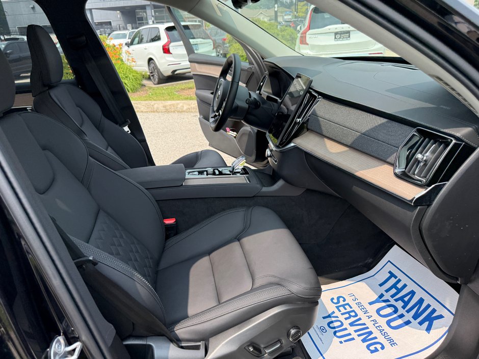 2026 Volvo XC90 Plus Dark Theme-17