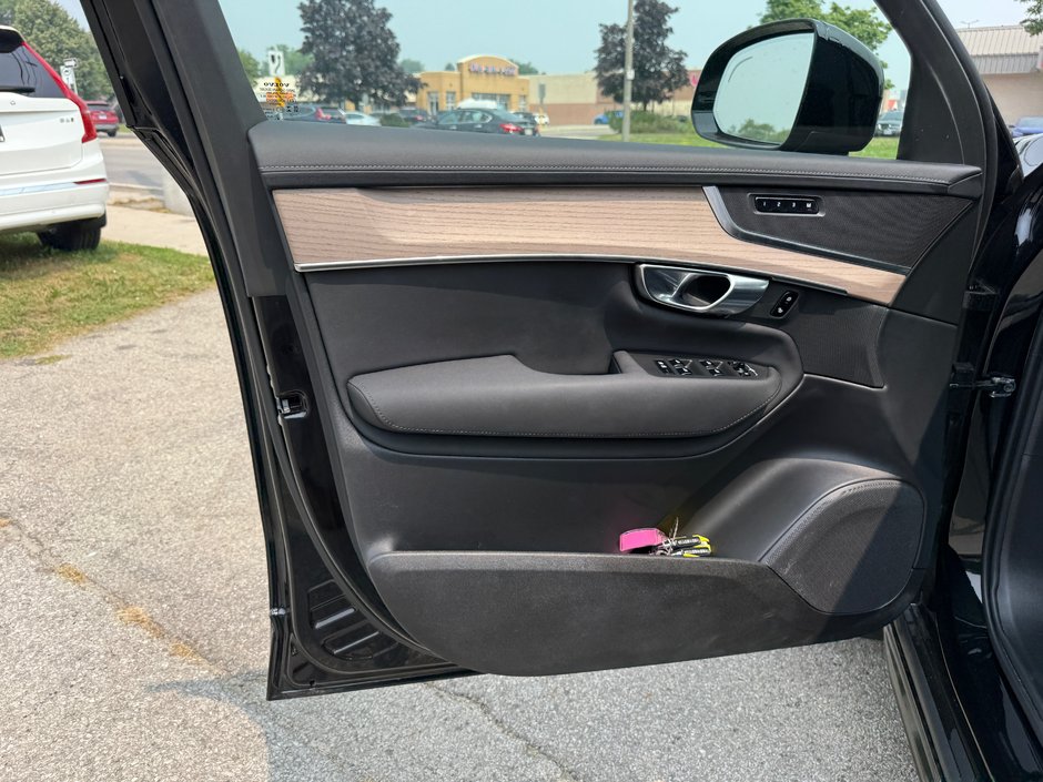 2026 Volvo XC90 Plus Dark Theme-22