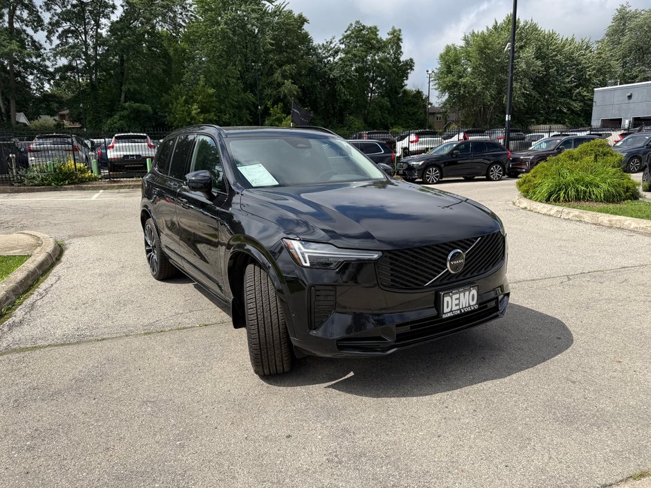 2026 Volvo XC90 Plus Dark Theme-1