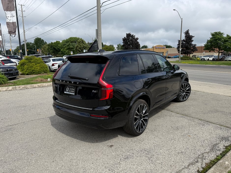 2026 Volvo XC90 Plus Dark Theme-3