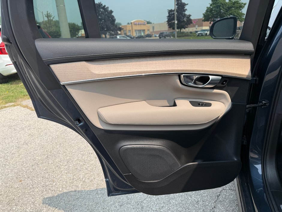 2026 Volvo XC90 Plus Bright Theme-20