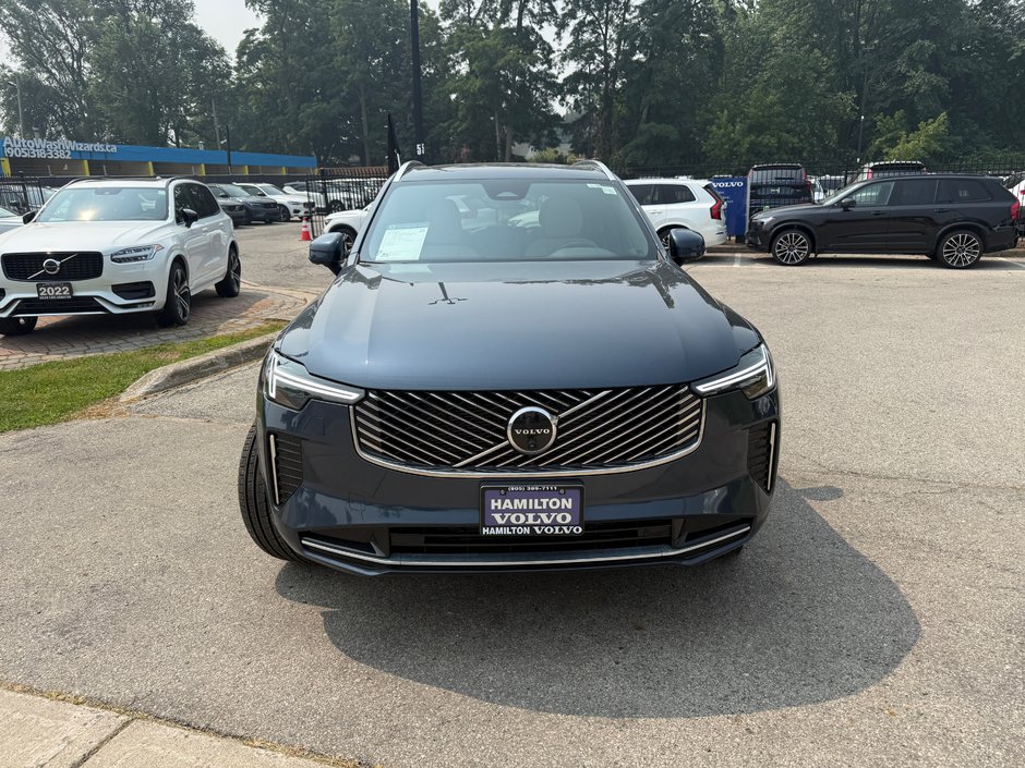 2026 Volvo XC90 Plus Bright Theme-3