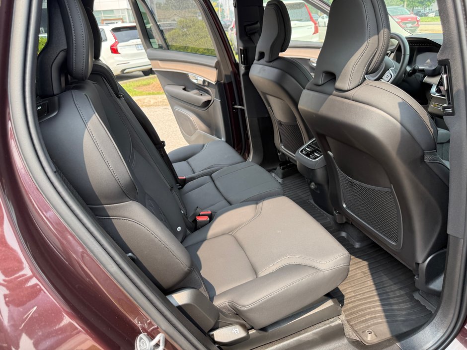 2026 Volvo XC90 Plus Bright Theme-16