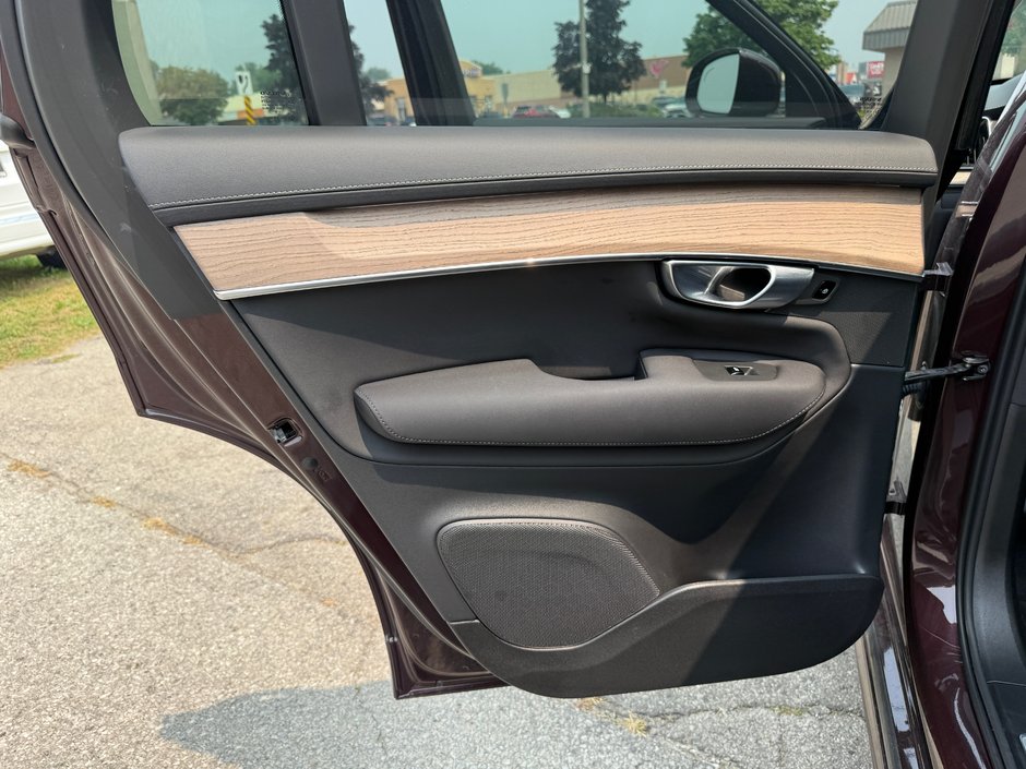 2026 Volvo XC90 Plus Bright Theme-21