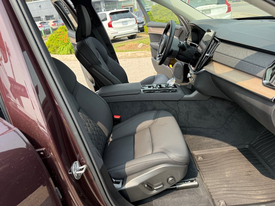 2026 Volvo XC90 Plus Bright Theme-18
