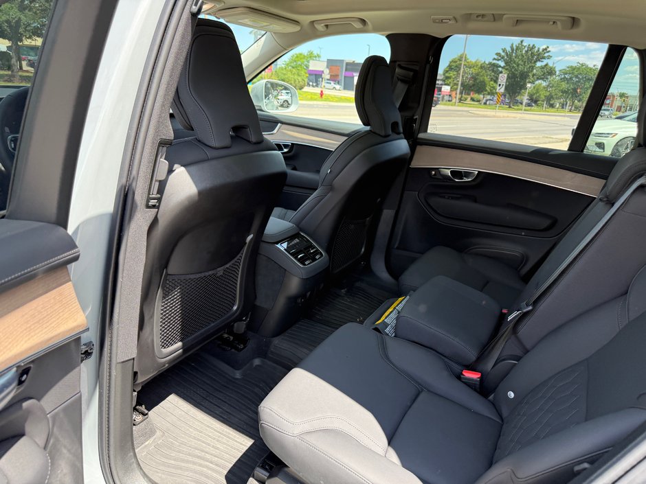 2026 Volvo XC90 Plus Bright Theme-11