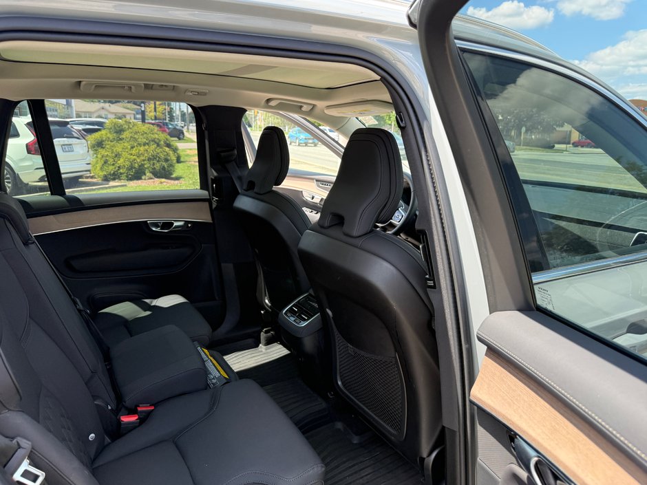 2026 Volvo XC90 Plus Bright Theme-14