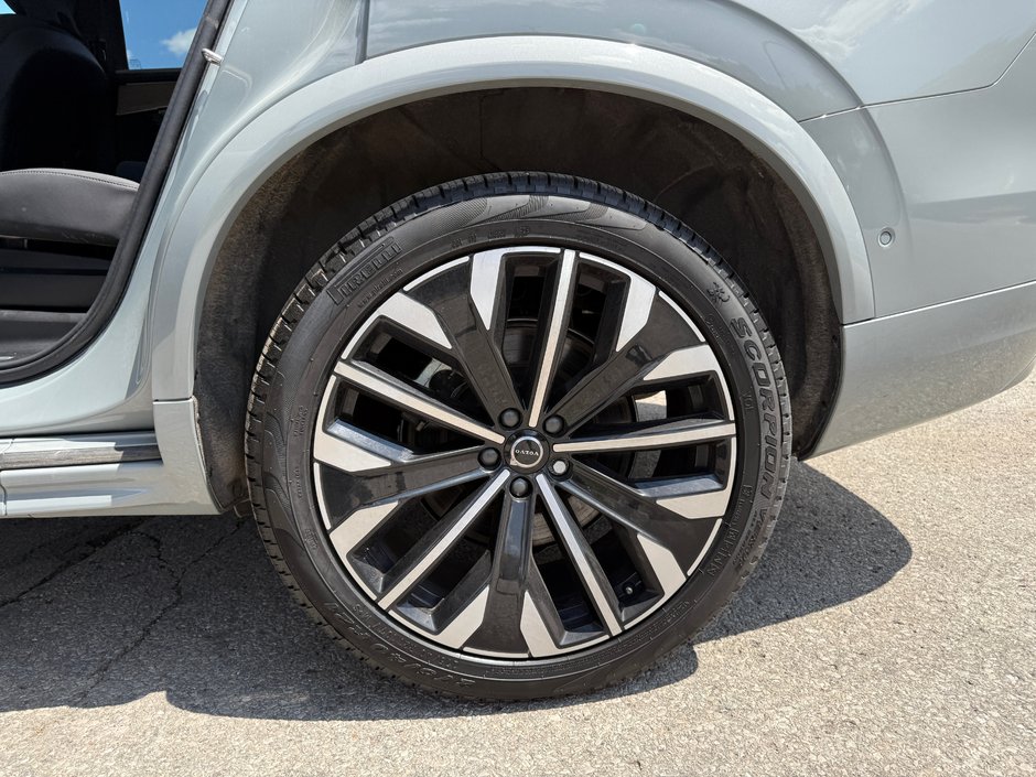 2026 Volvo XC90 Plus Bright Theme-21