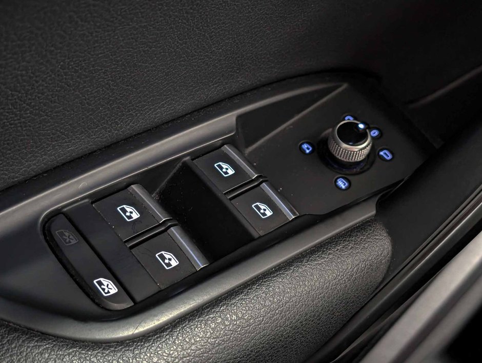 2018 Audi Q5 2.0T Progressiv quattro 7sp S Tronic-17