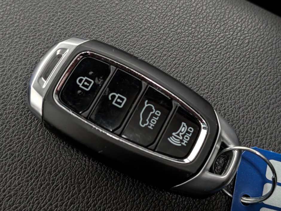 2020 Hyundai Kona 1.6T AWD Ultimate w/ Red Colour Pack-24