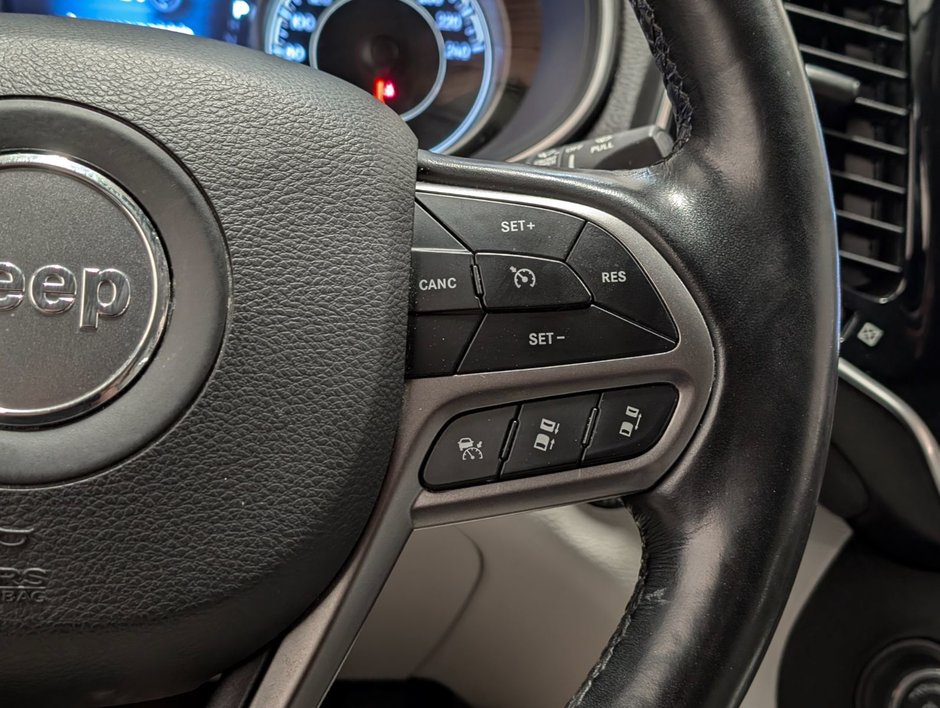 Jeep Cherokee 4x4 Limited 2021-16